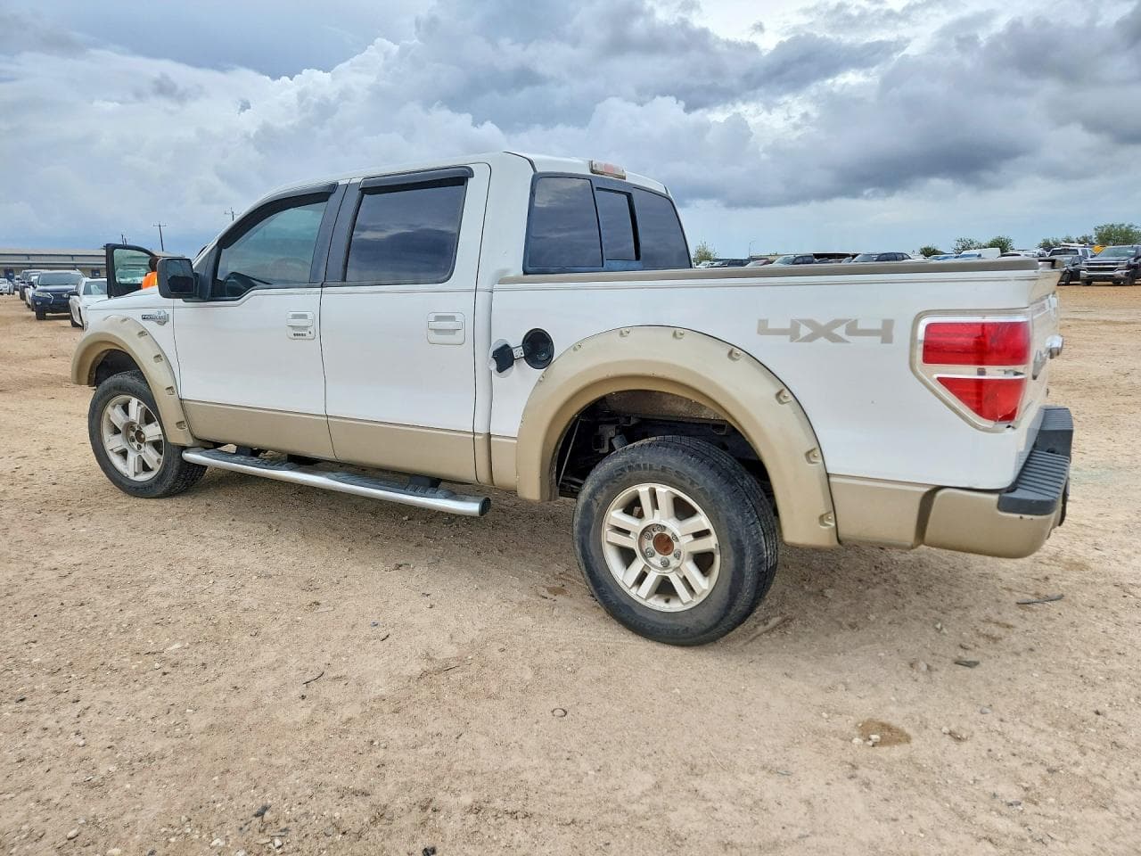 2010 Ford F150 Supercrew - foto 2