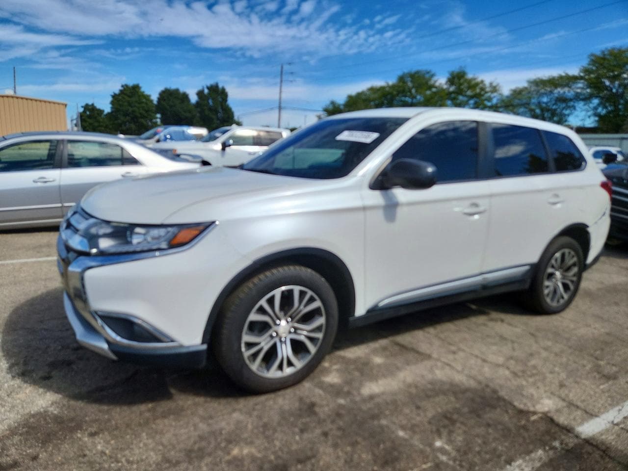 Mitsubishi Outlander 2016 z USA