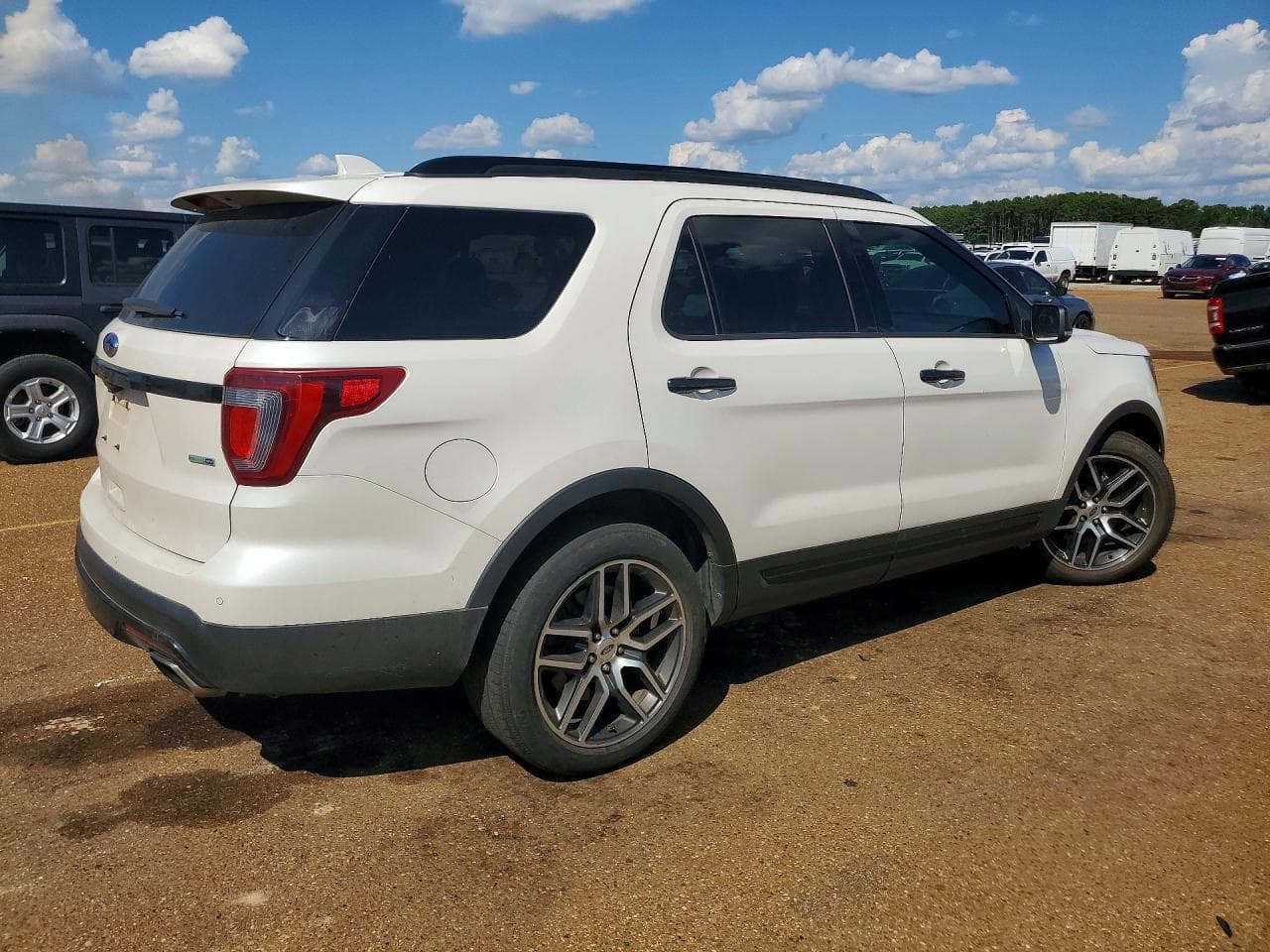 2016 Ford Explorer Sport - foto 3