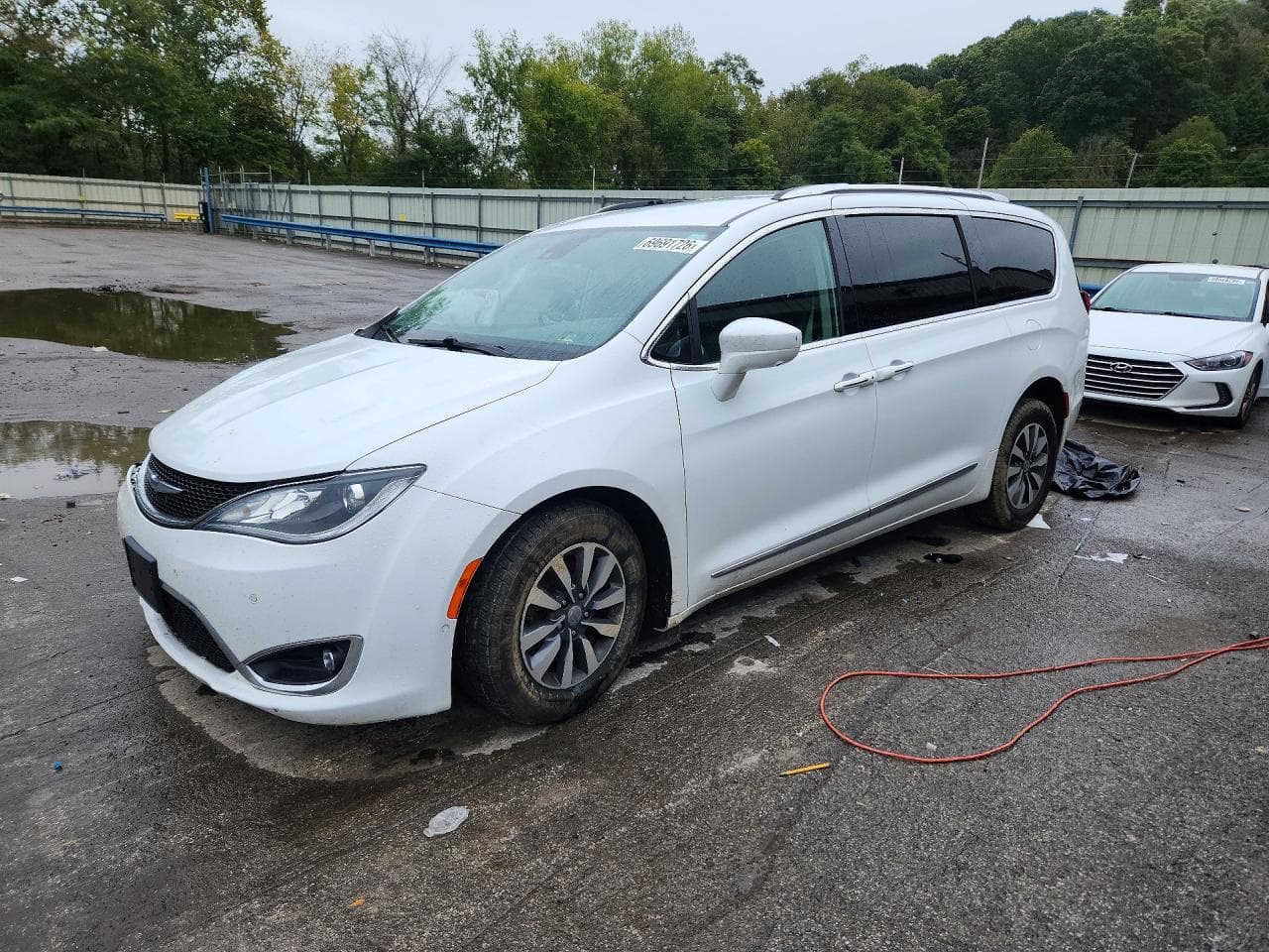 Chrysler Pacifica 2020 z USA