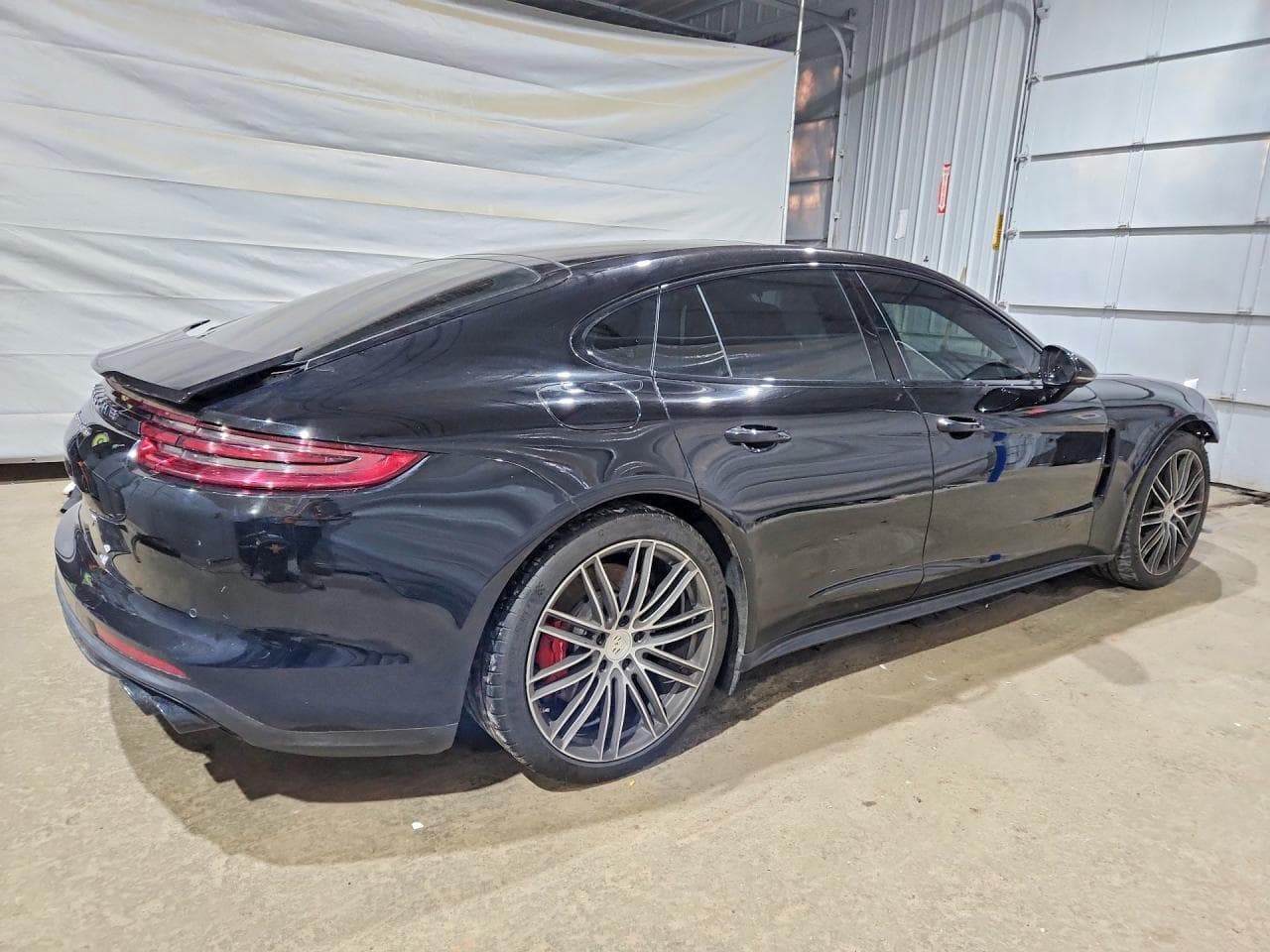 2017 Porsche Panamera Turbo - foto 3