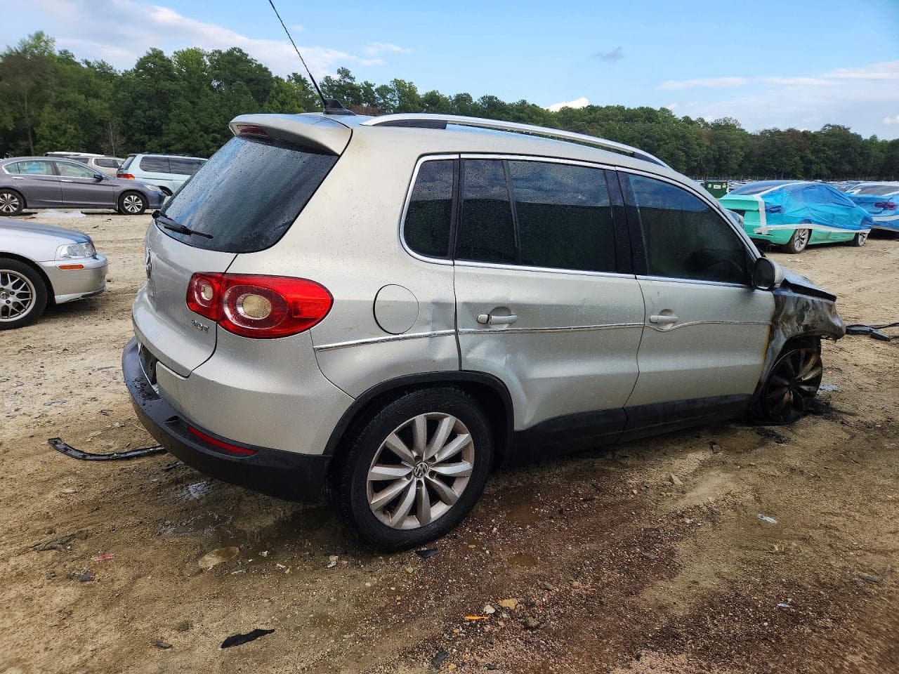 2011 Volkswagen Tiguan S - foto 3