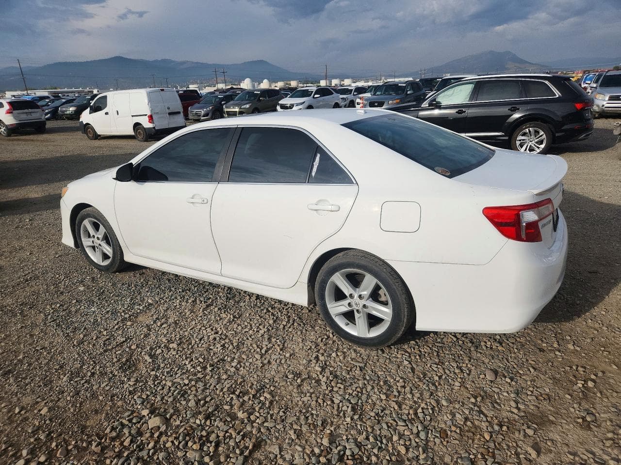2012 Toyota Camry Se - foto 2