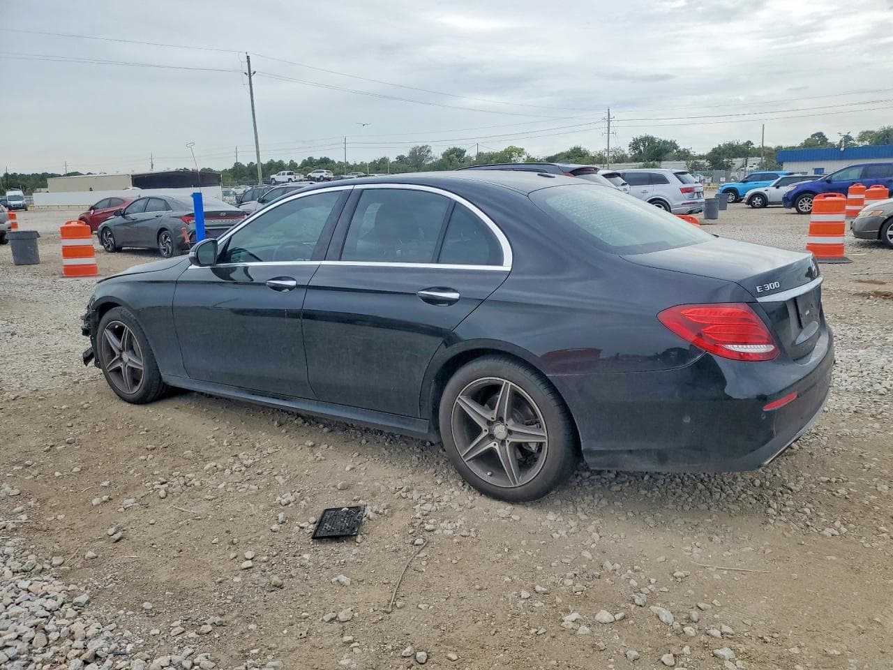 2017 Mercedes-Benz E 300 - foto 2