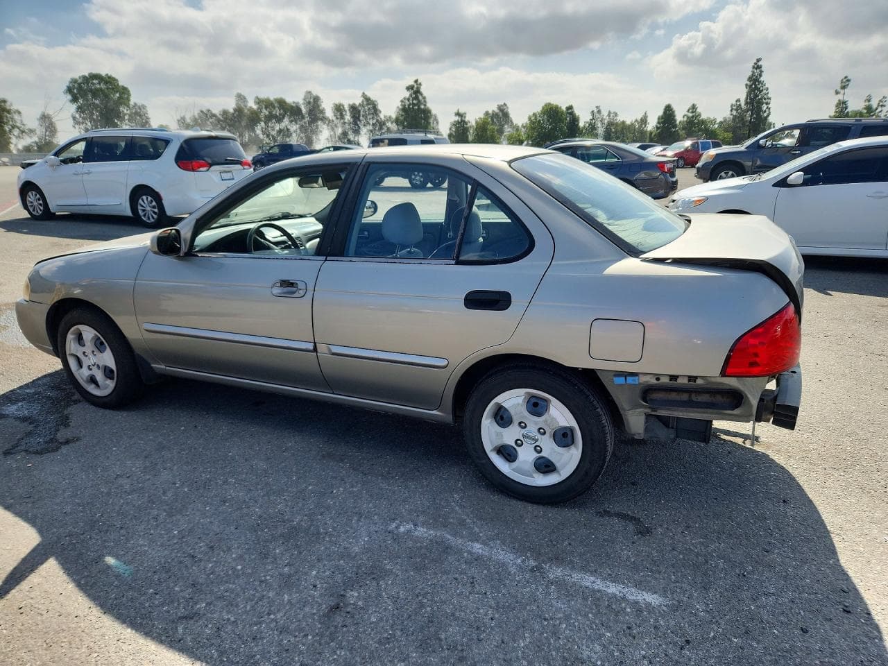 2005 Nissan Sentra 1.8 - foto 2