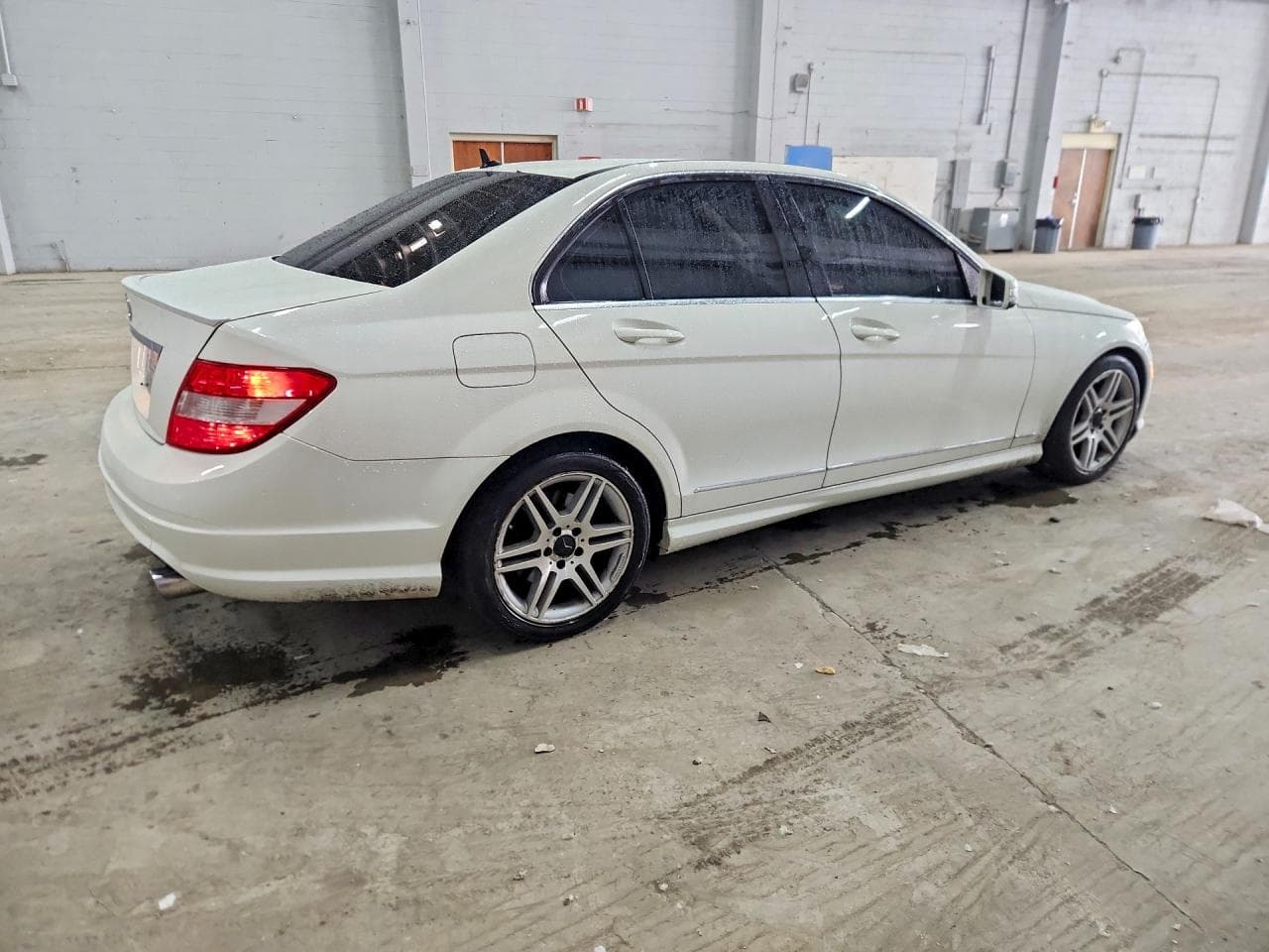 2010 Mercedes-Benz C 300 4Matic - foto 3