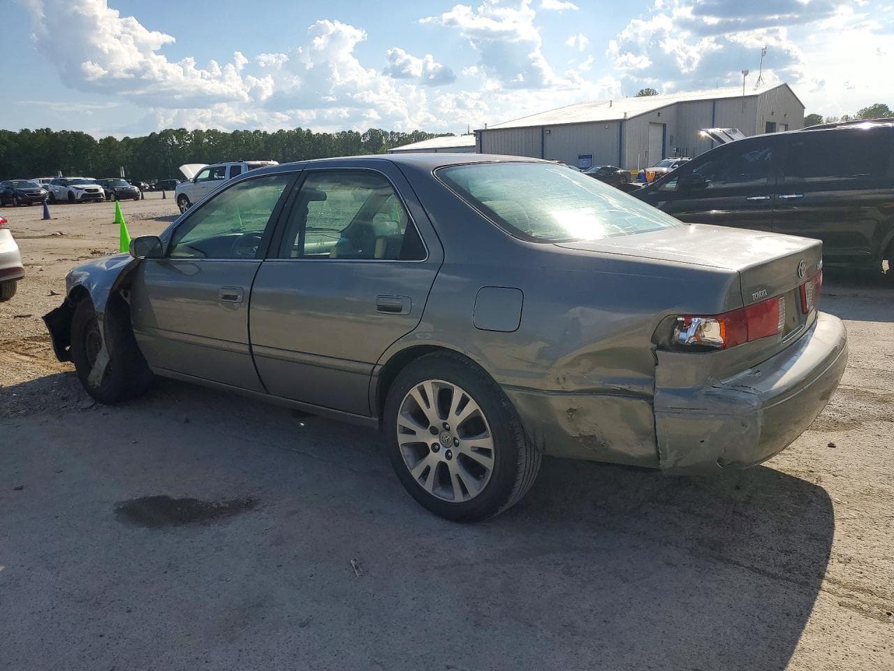 2000 Toyota Camry Ce - foto 2