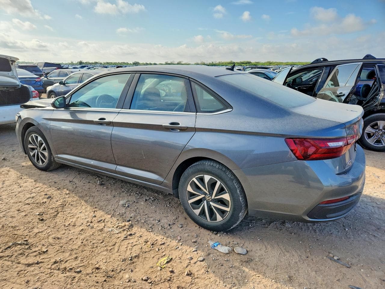 2024 Volkswagen Jetta S - foto 2