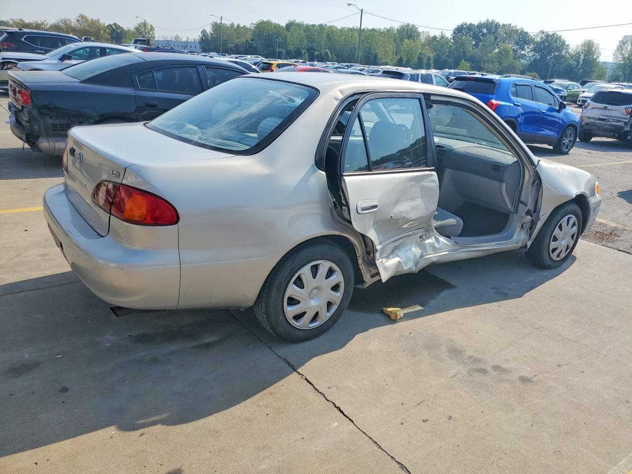 2001 Toyota Corolla Le - foto 3