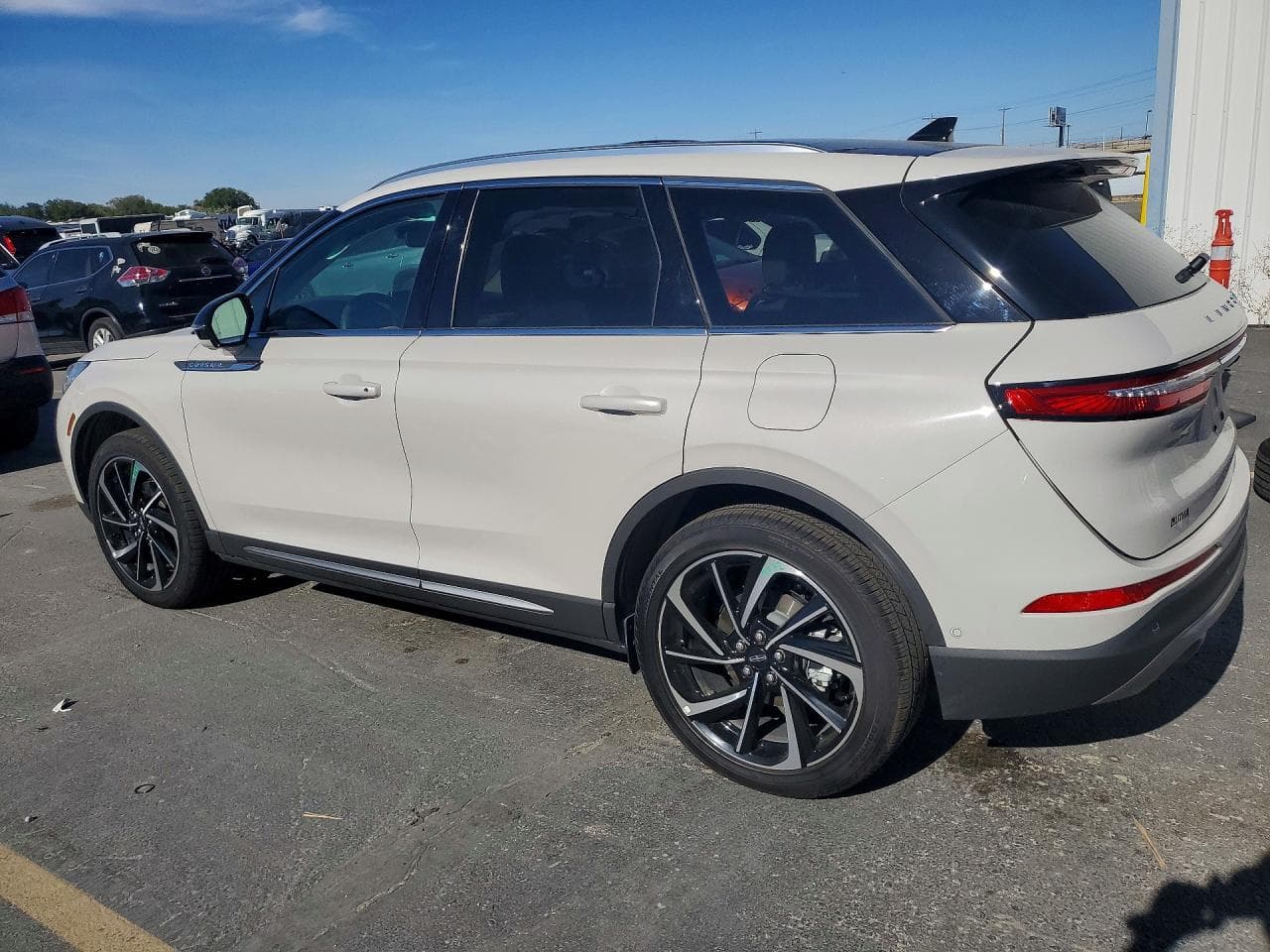 2024 Lincoln Corsair Reserve - foto 2