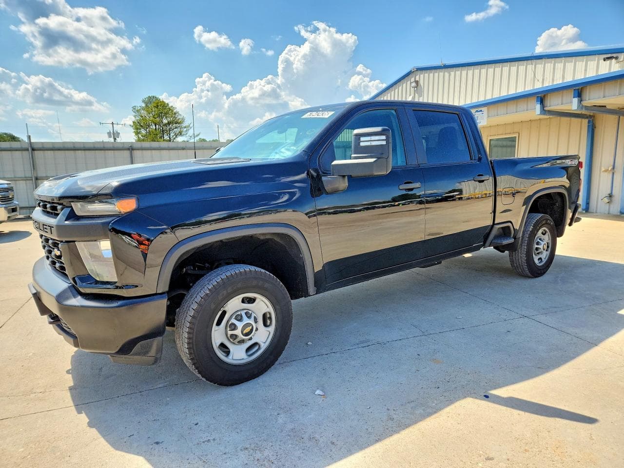Chevrolet Silverado 2023 z USA