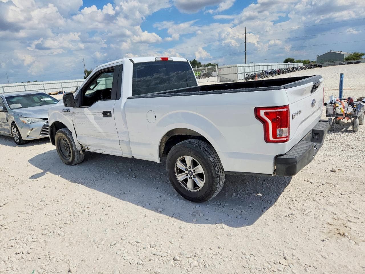 2015 Ford F-150 - foto 2