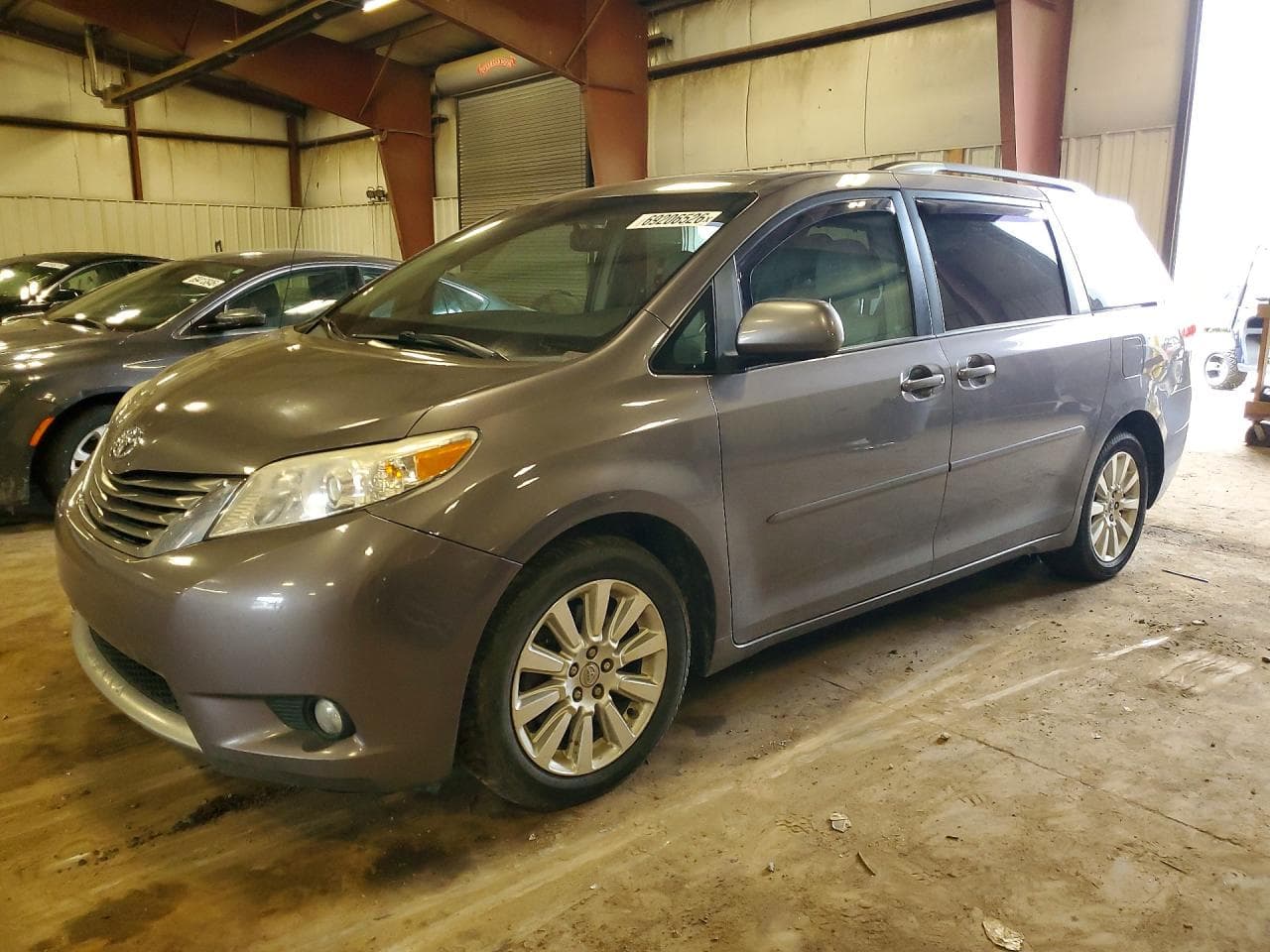 2011 Toyota Sienna Xle 7-Passenger