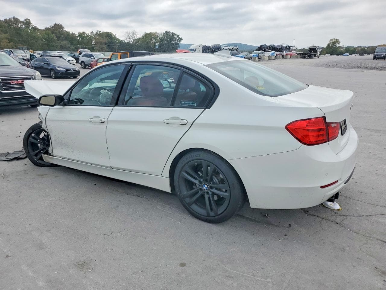 2015 BMW 328 I - foto 2