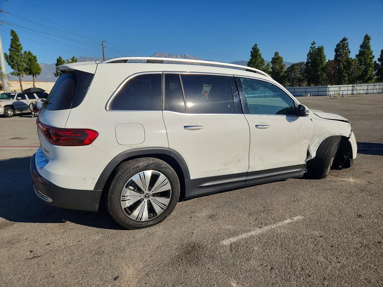 2024 Mercedes-Benz Eqb 300 4Matic - foto 3