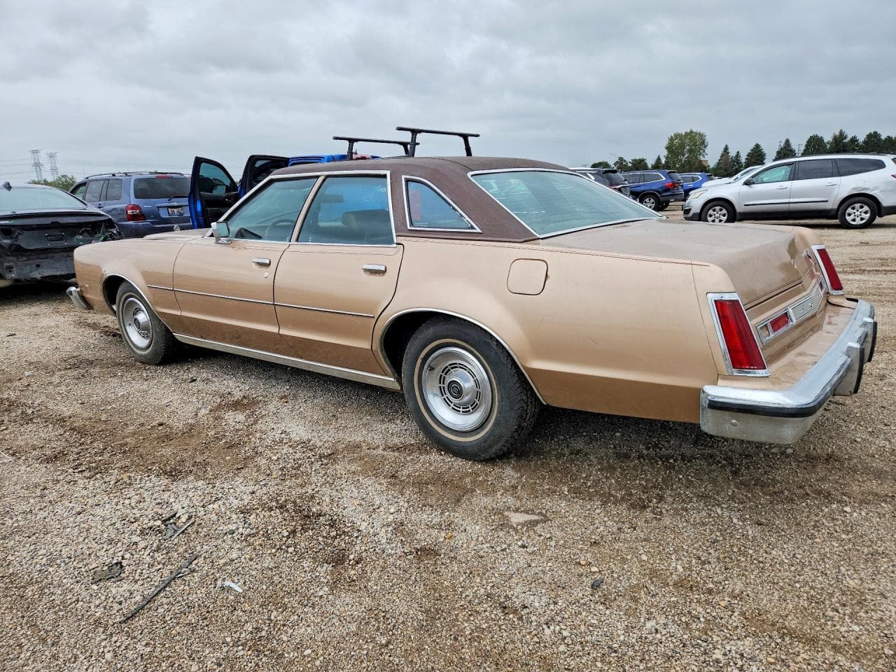 1977 Ford Fairlane - foto 2