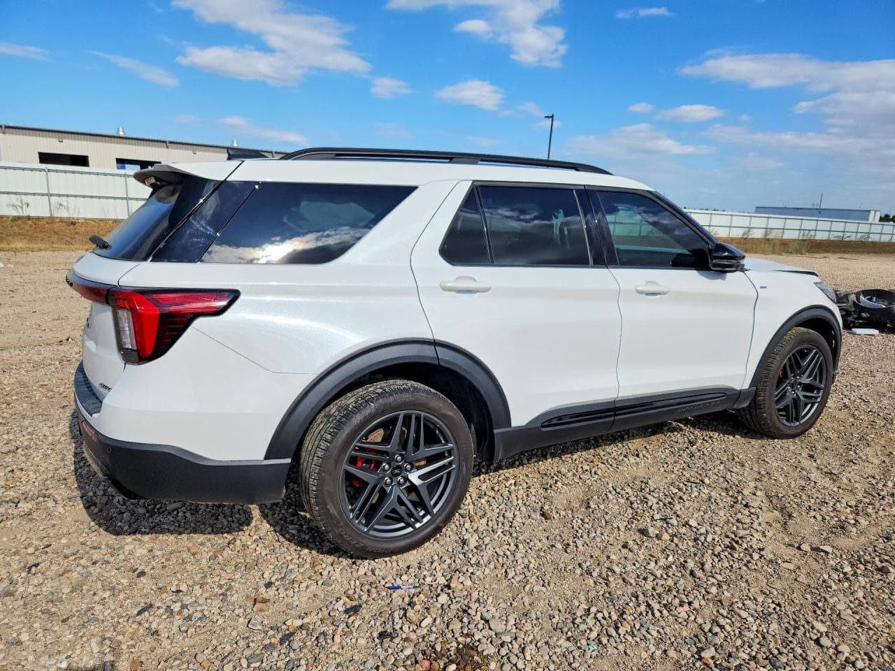 2025 Ford Explorer St-Line - foto 3