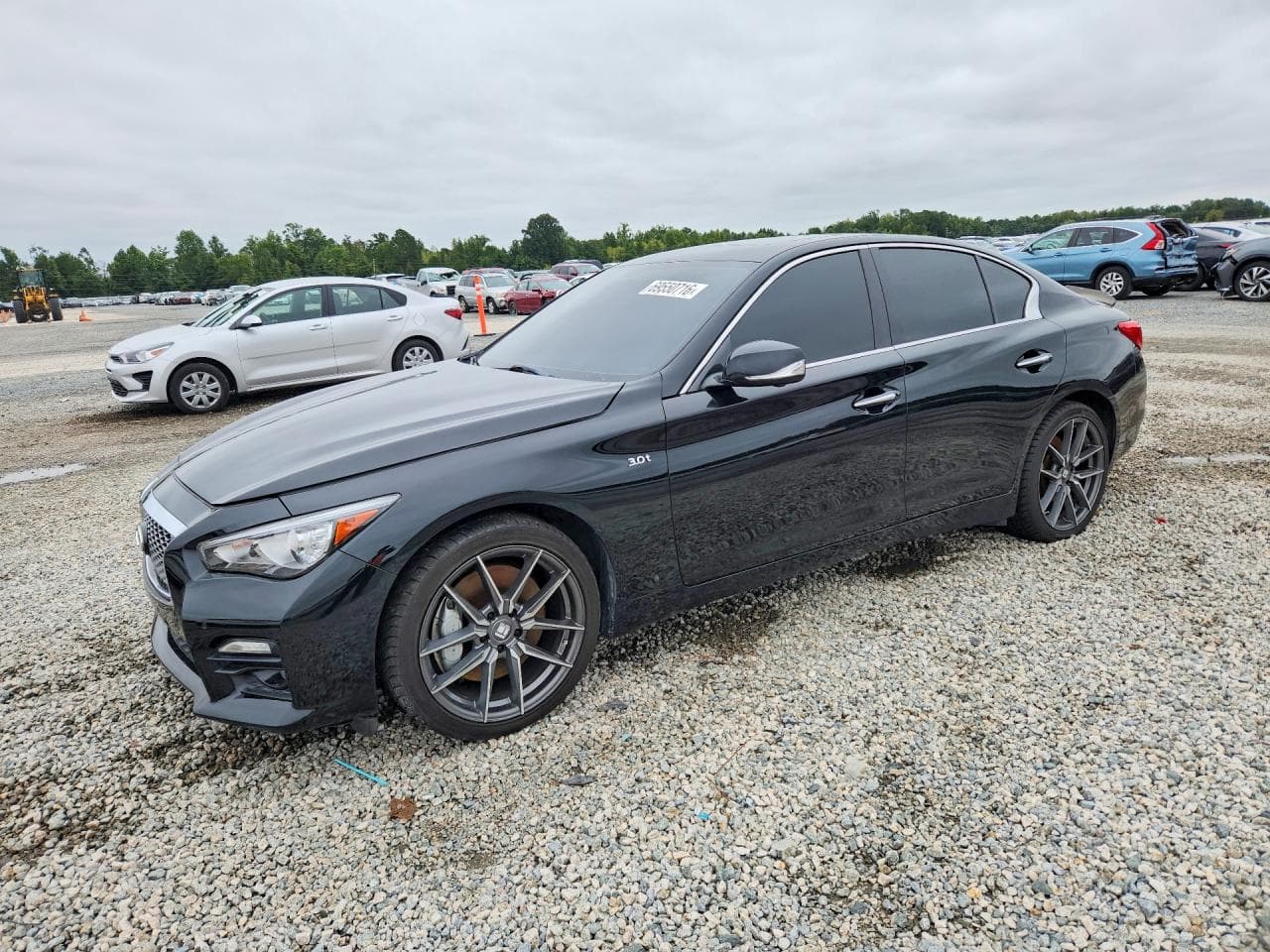 Infiniti Q50 2016 z USA