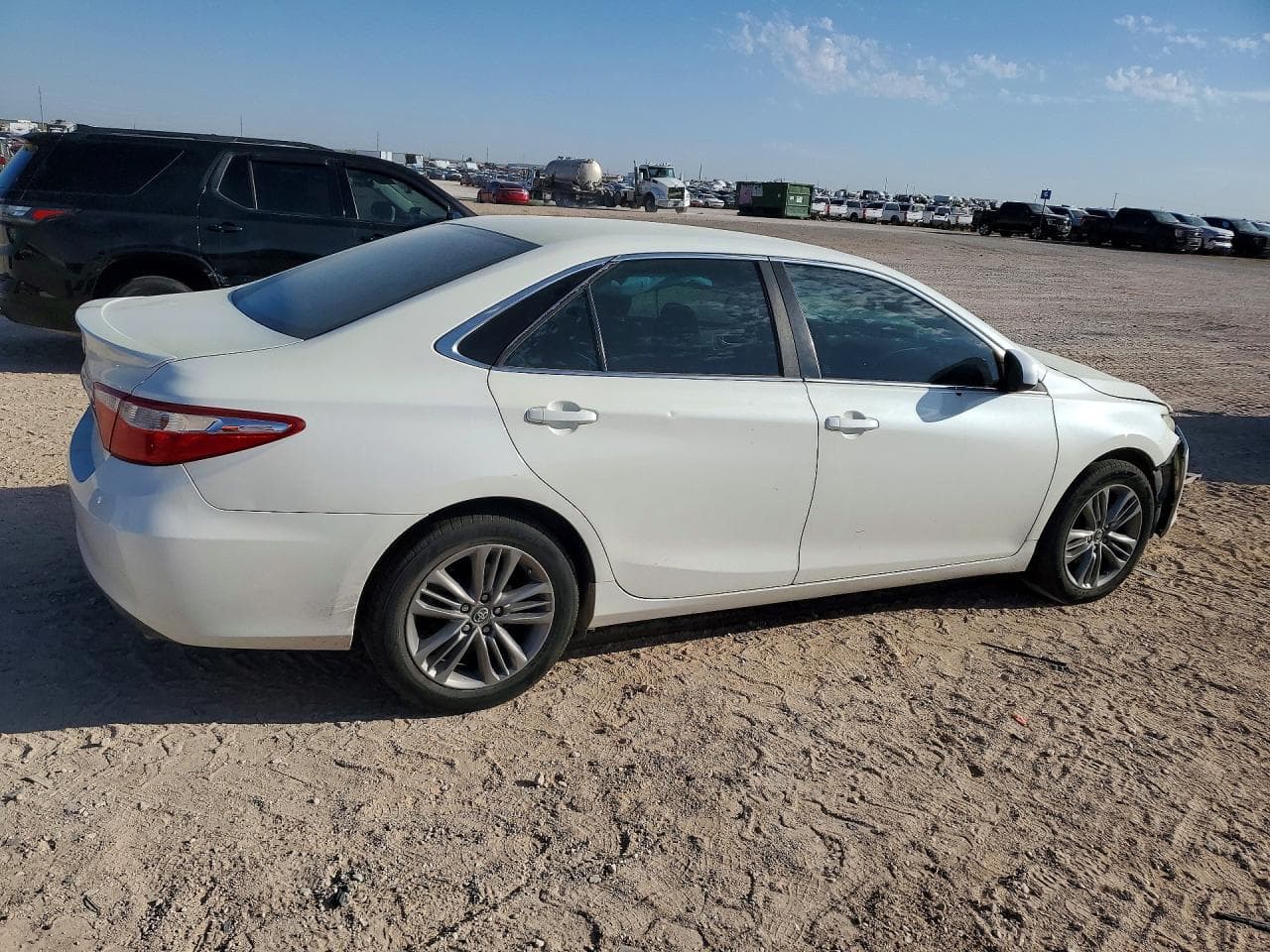 2016 Toyota Camry Se - foto 3