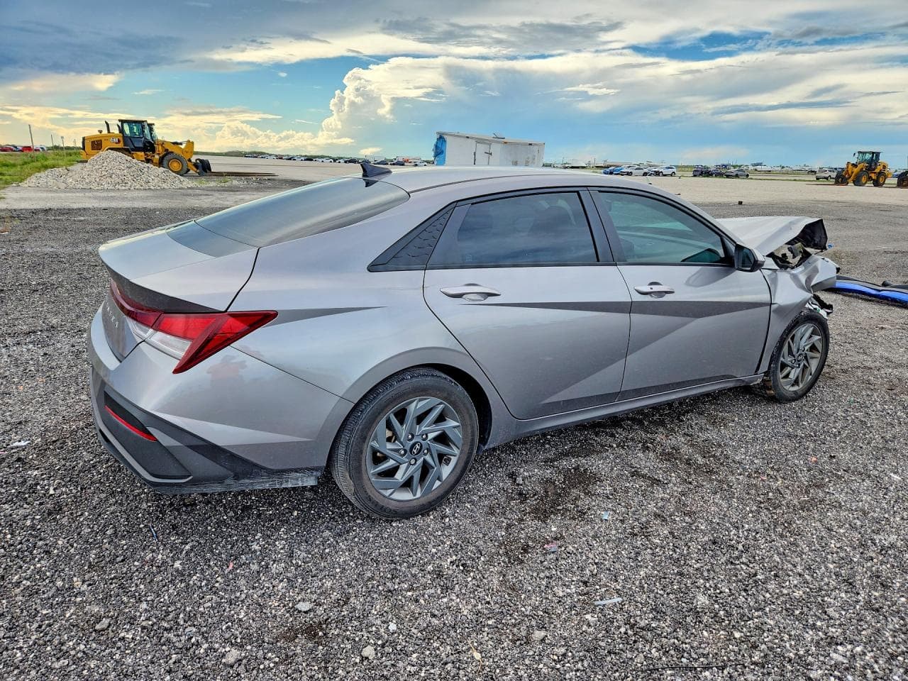 2024 Hyundai Elantra Sel - foto 3