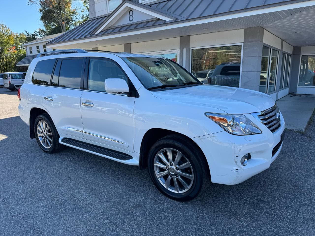 Lexus LX 2011 z USA