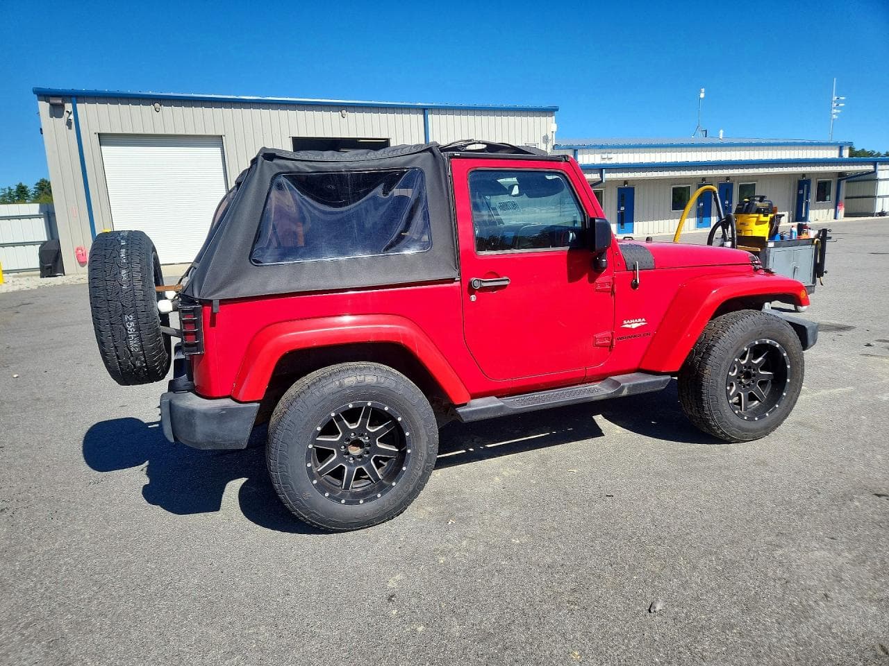 2014 Jeep Wrangler Sahara - foto 3