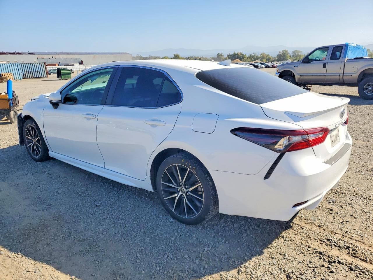 2022 Toyota Camry Se - foto 2