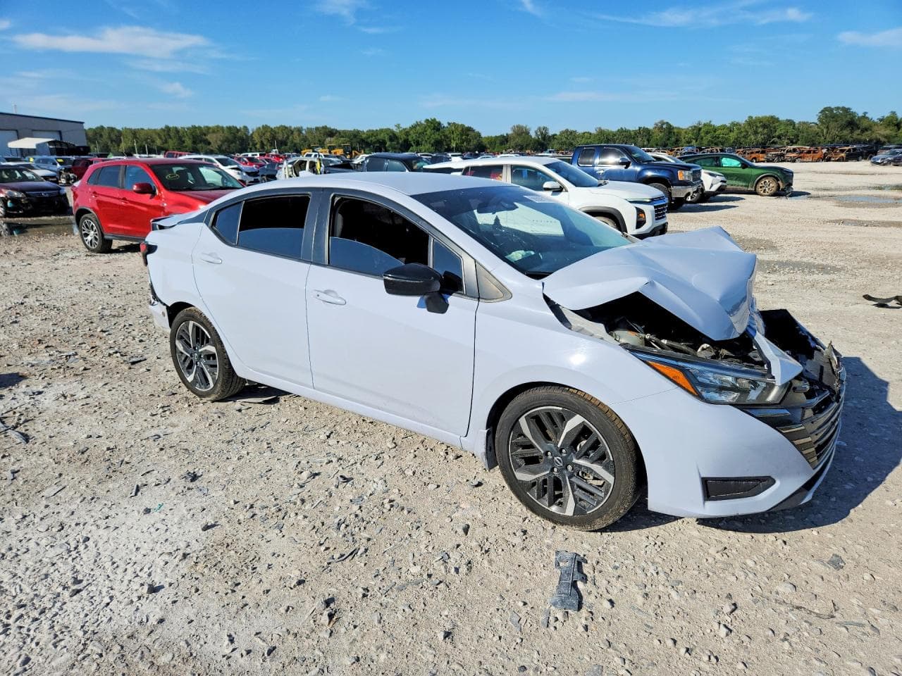 2024 Nissan Versa Sr - foto 4