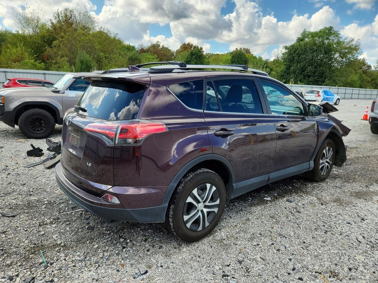 2018 Toyota Rav4 Le - foto 3