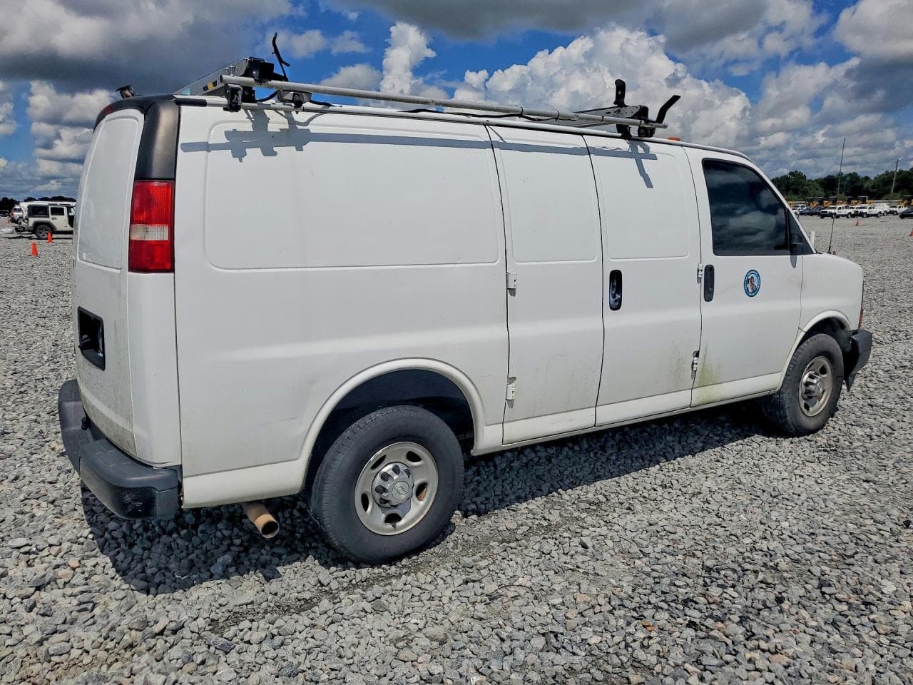 2017 Chevrolet Express - foto 3