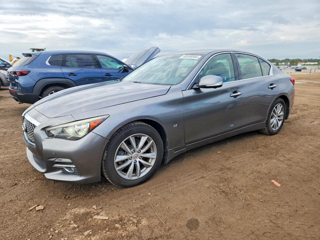 2015 Infiniti Q50 Premium