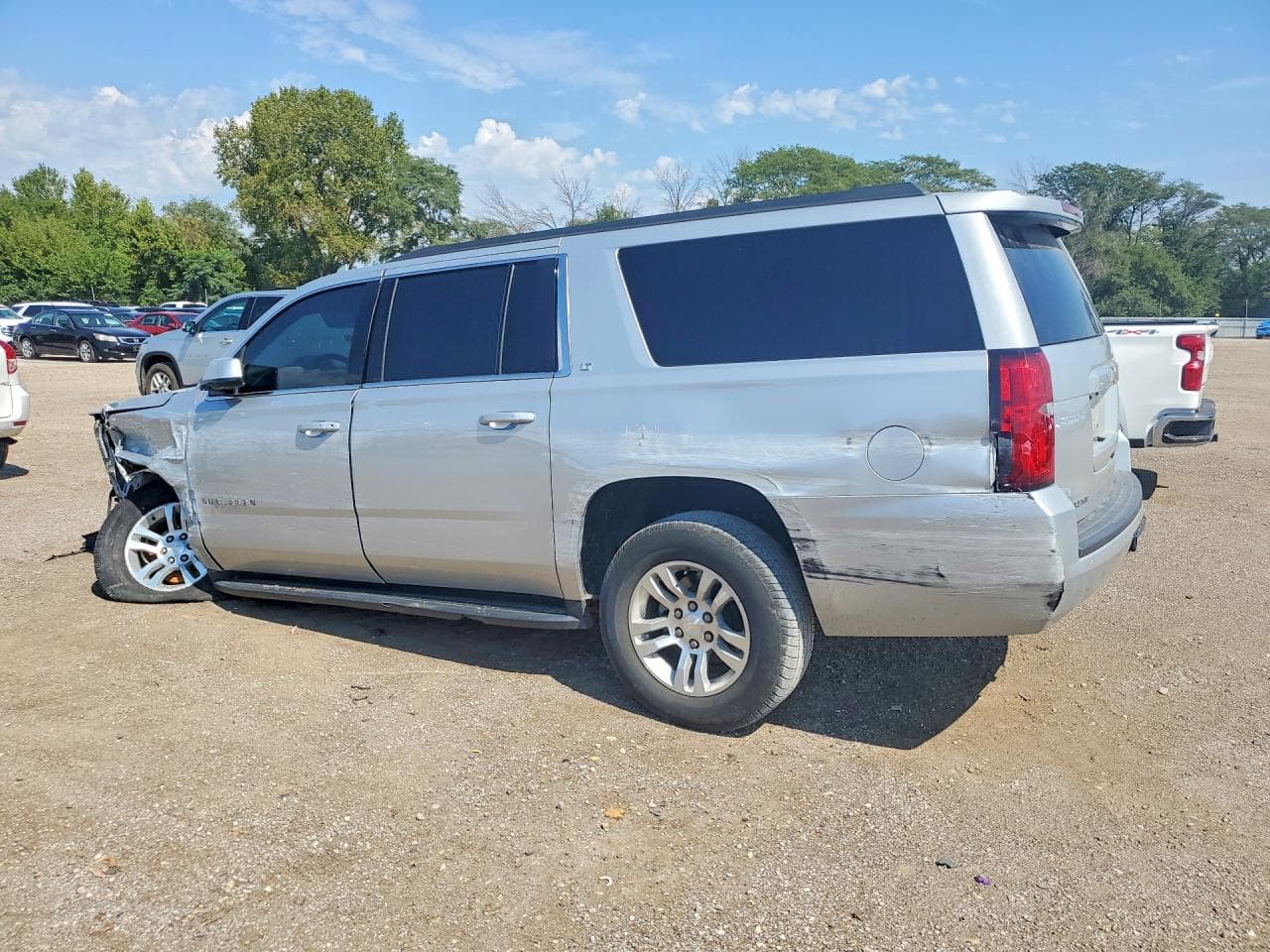 2019 Chevrolet Suburban K1500 Lt - foto 2