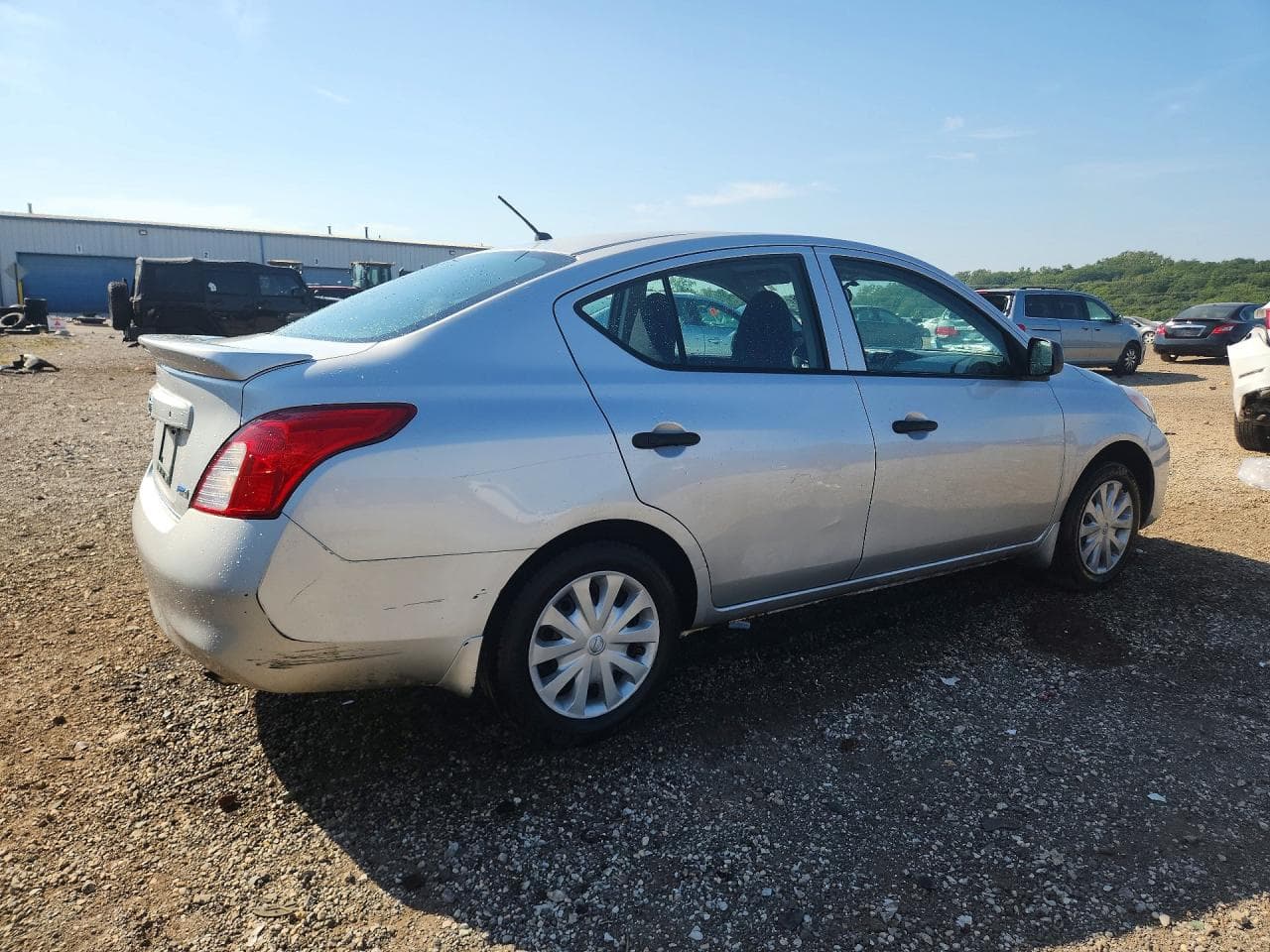 2014 Nissan Versa 1.6 S - foto 3