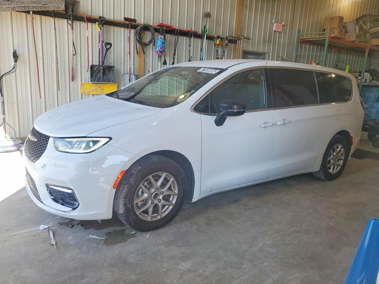 2025 Chrysler Pacifica Select