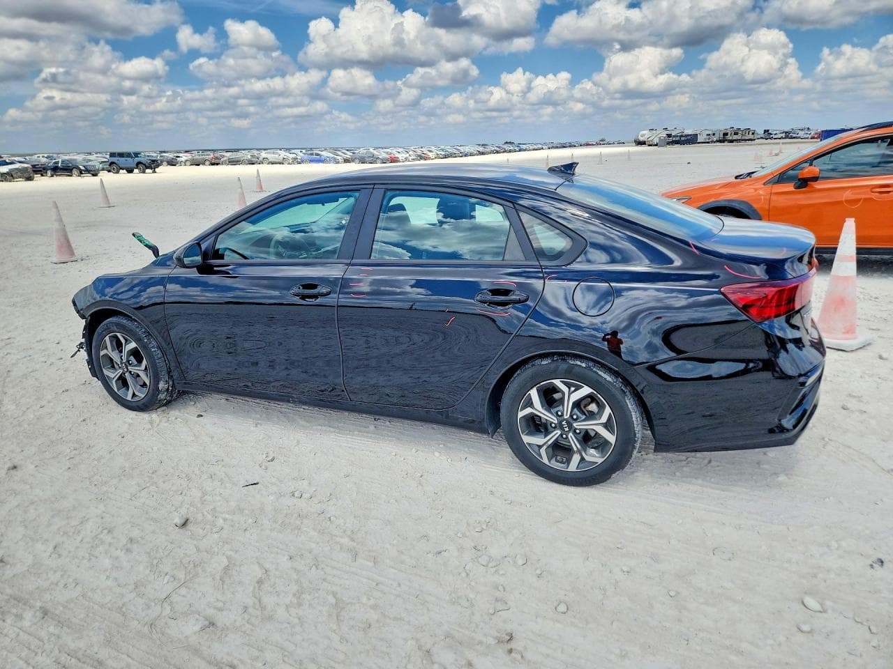 2021 Kia Forte Lxs - foto 2