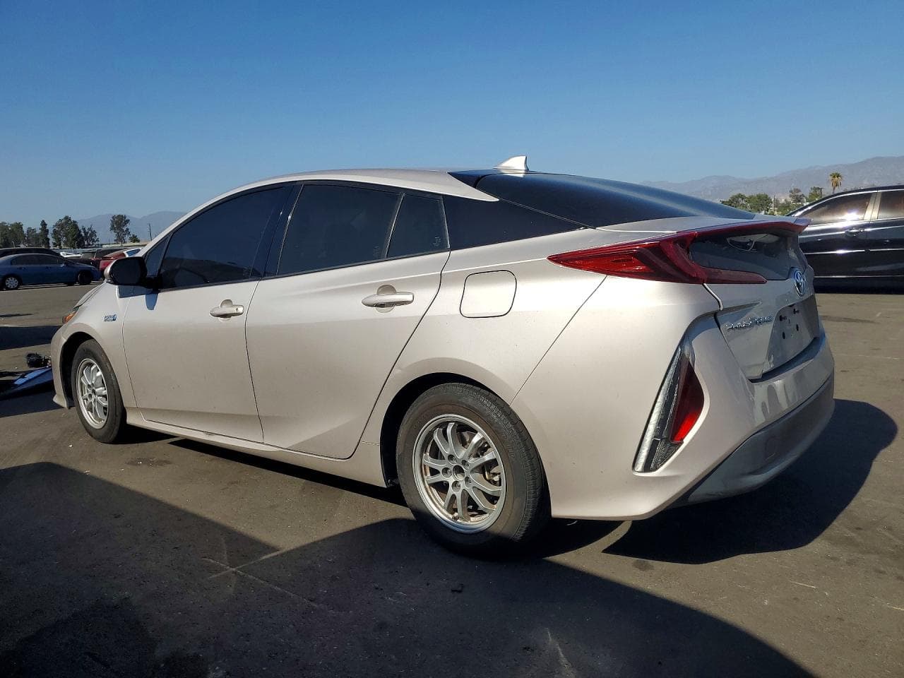 2019 Toyota Prius Prime Plus - foto 2