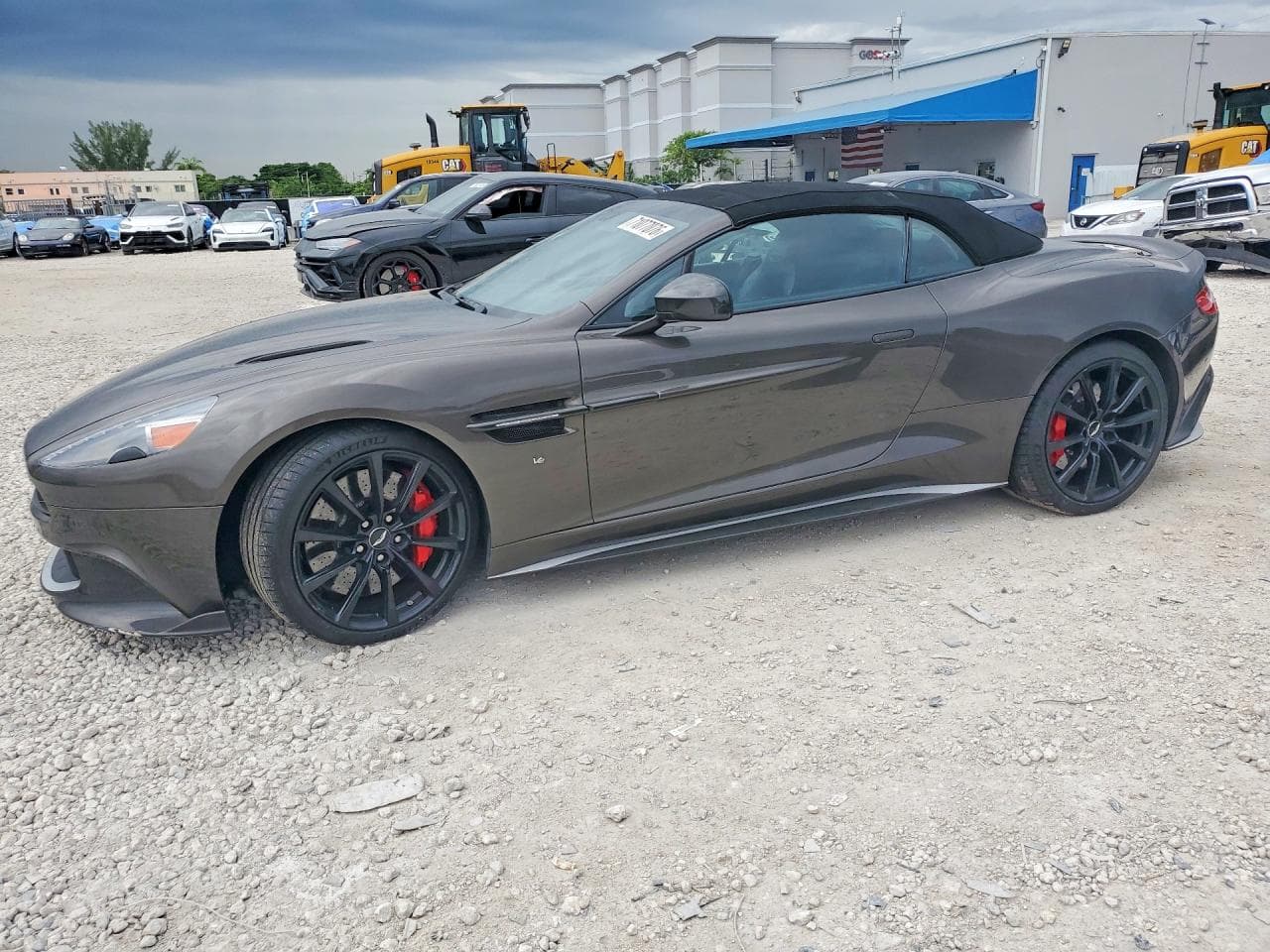 2018 Aston Martin V12 Vanquish z USA
