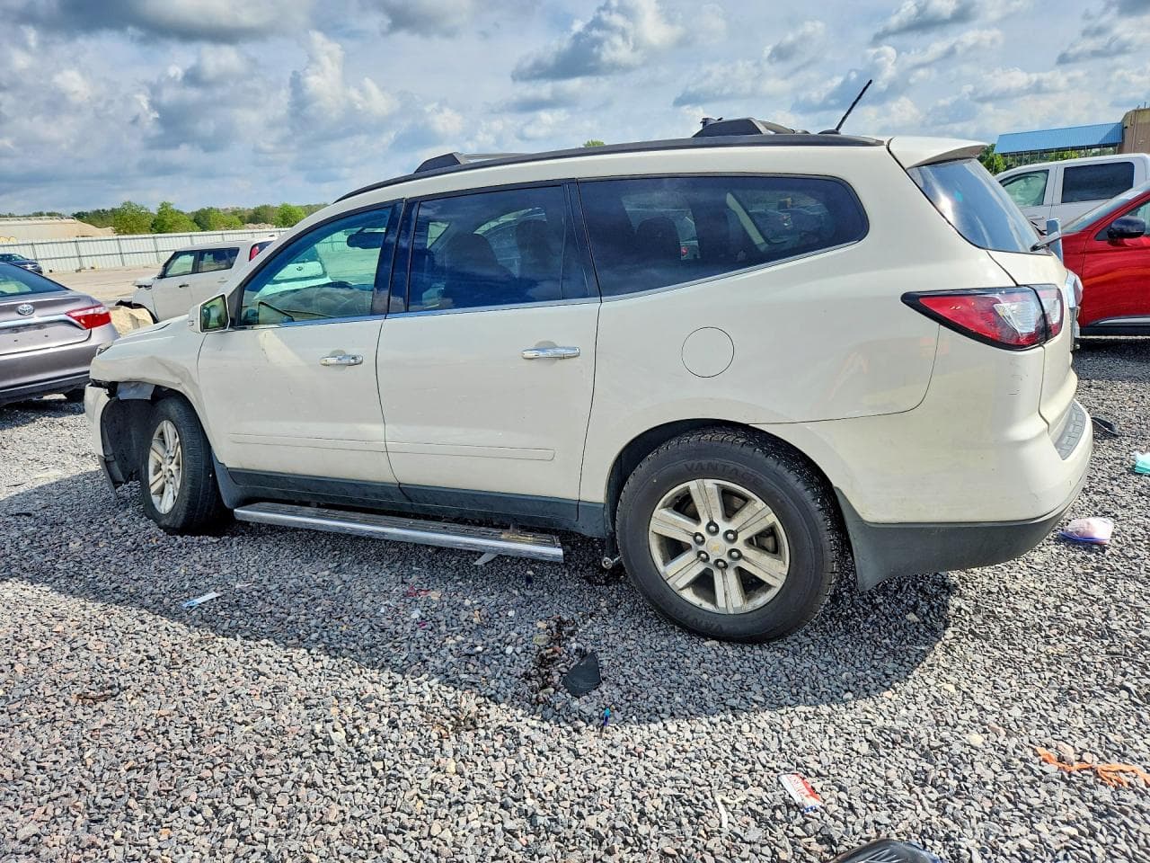 2013 Chevrolet Traverse Lt - foto 2