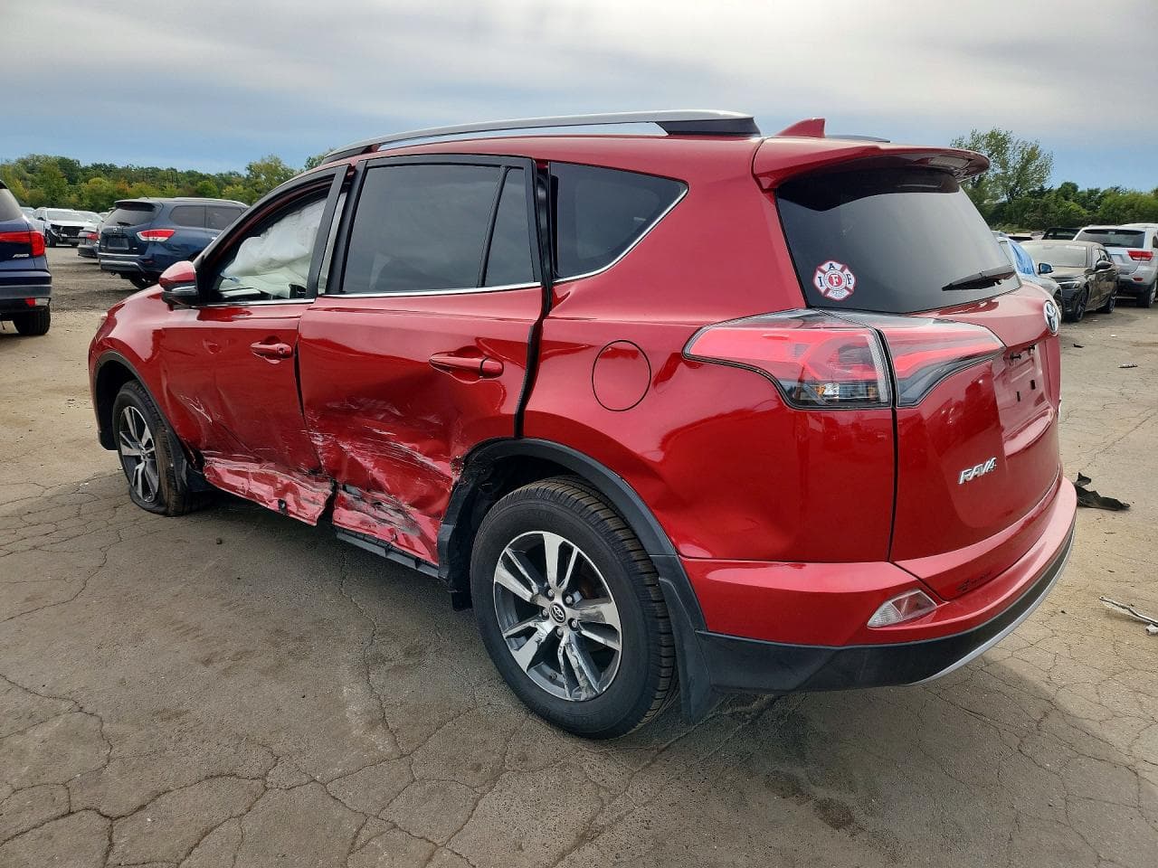 2017 Toyota Rav4 Xle - foto 2