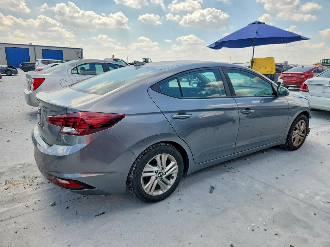 2019 Hyundai Elantra Sel - foto 3