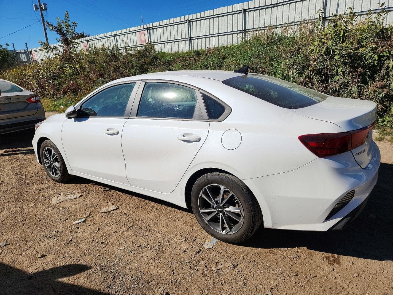 2022 Kia Forte Lxs - foto 2