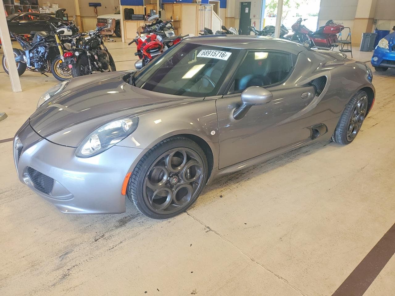 2017 Alfa Romeo 4C z USA