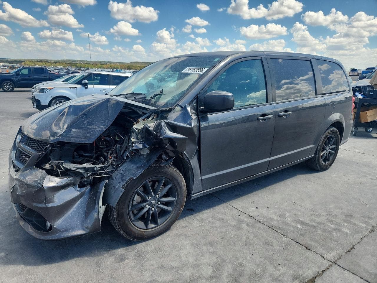 Dodge Caravan 2020 z USA