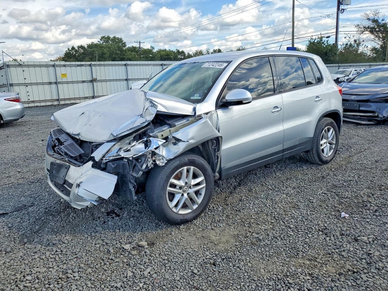 Volkswagen Tiguan 2011 z USA