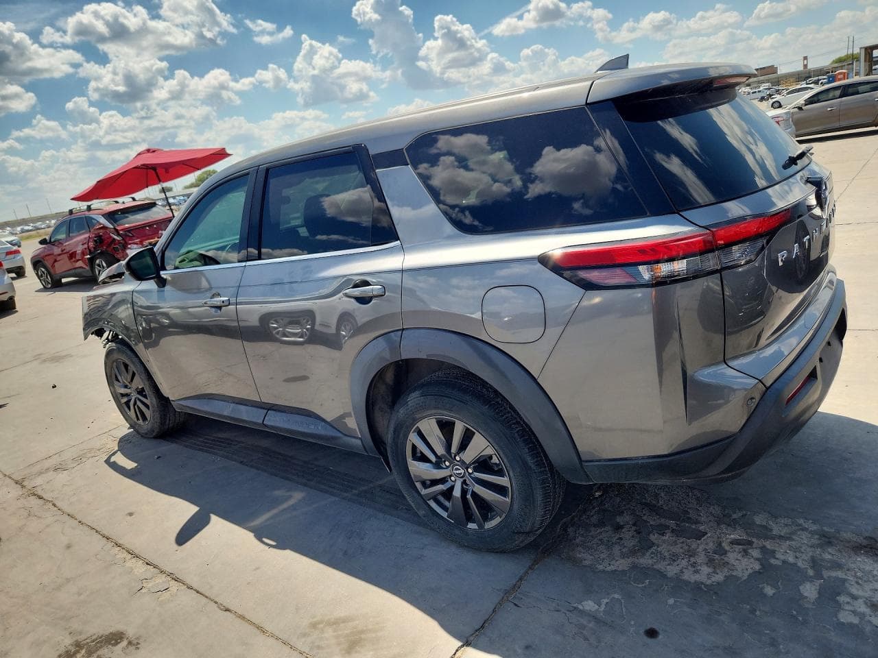 2022 Nissan Pathfinder S - foto 2