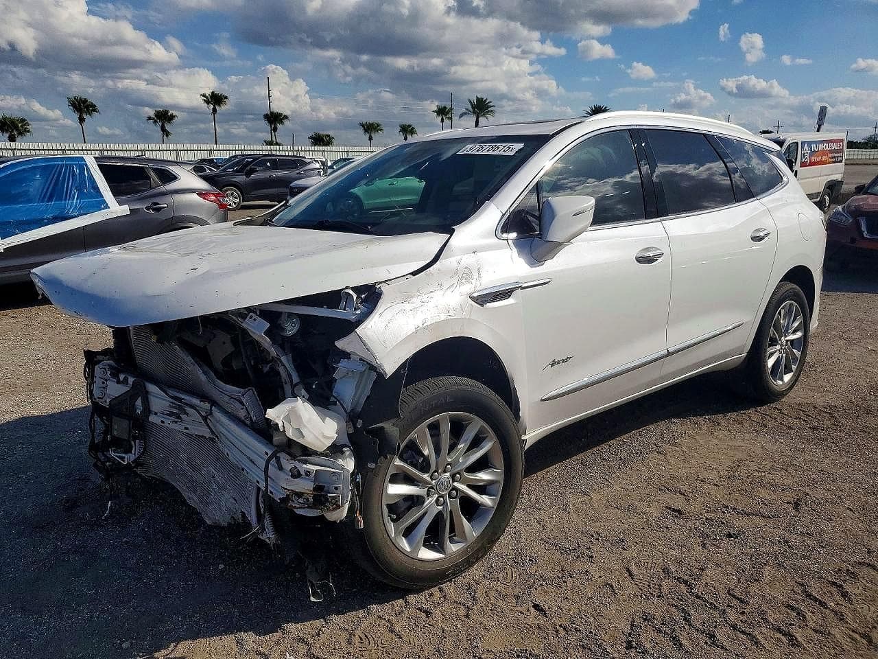 Buick Enclave 2023 z USA
