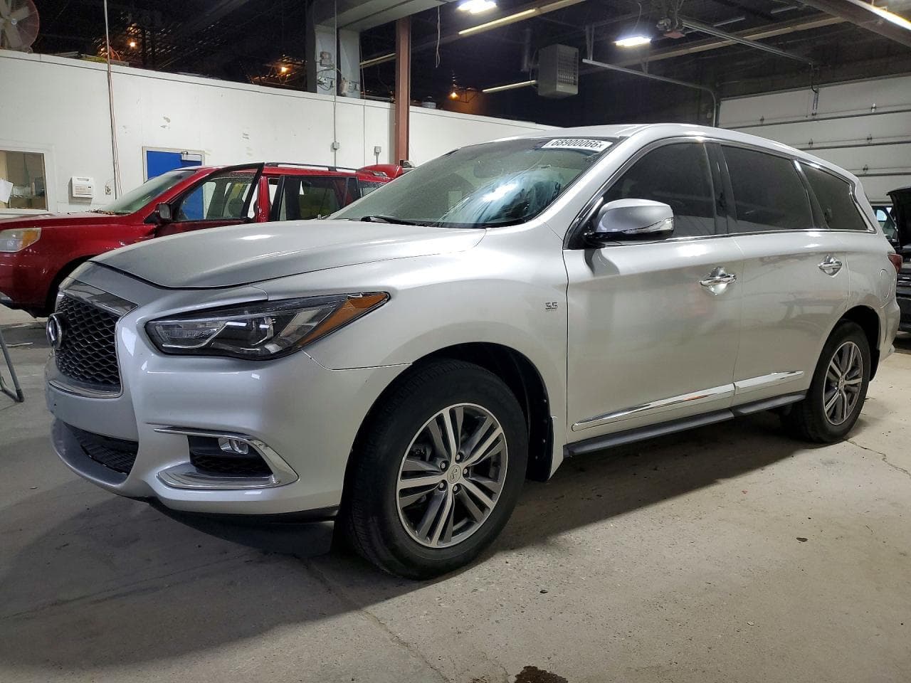 Infiniti QX60 2019 z USA