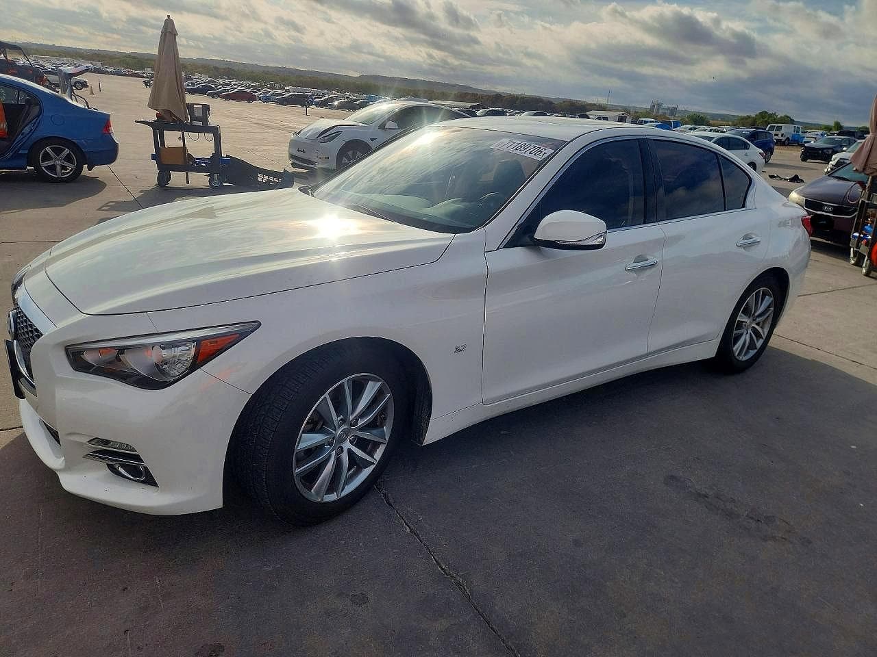 Infiniti Q50 2015 z USA