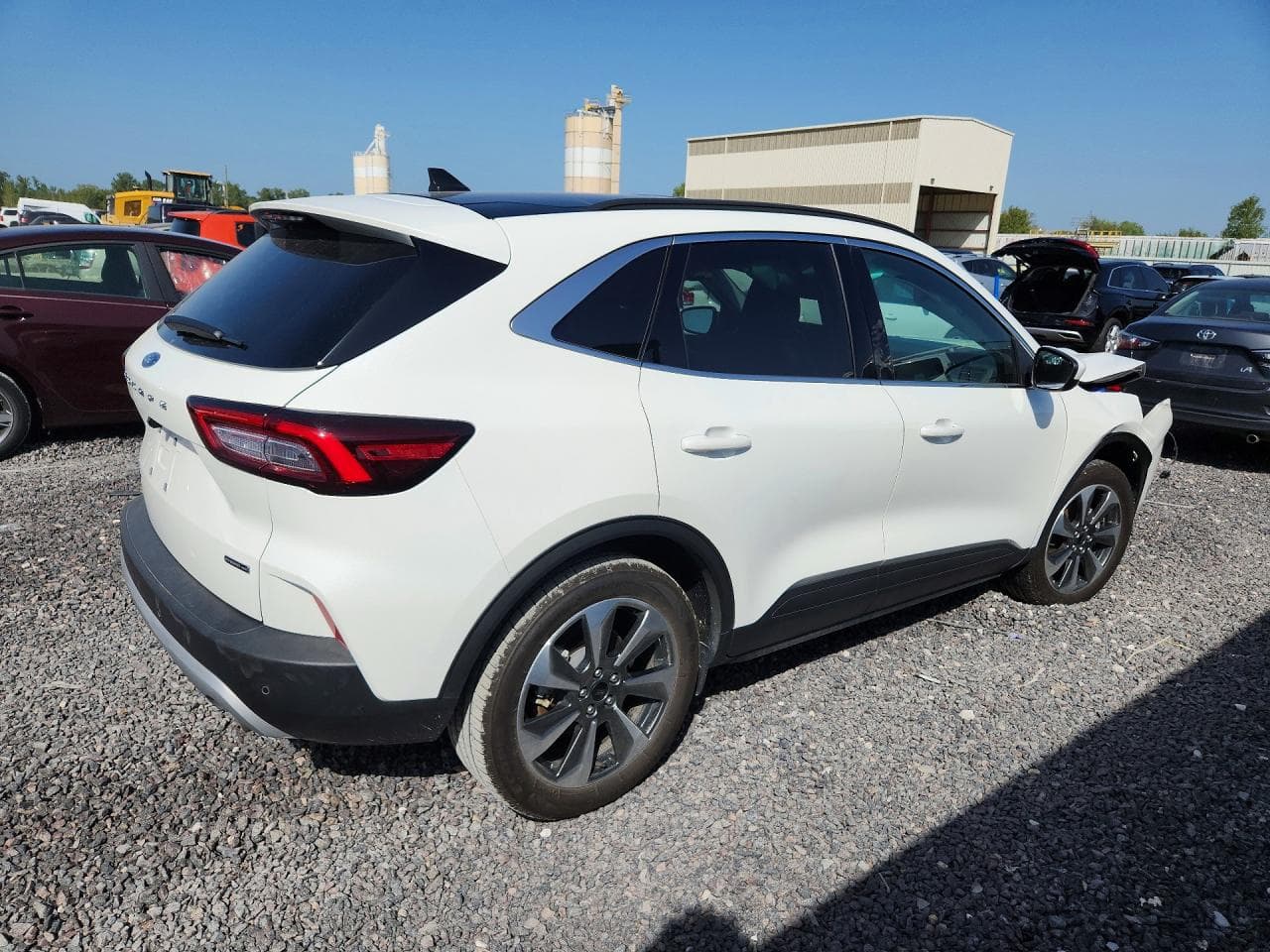 2025 Ford Escape Platinum - foto 3