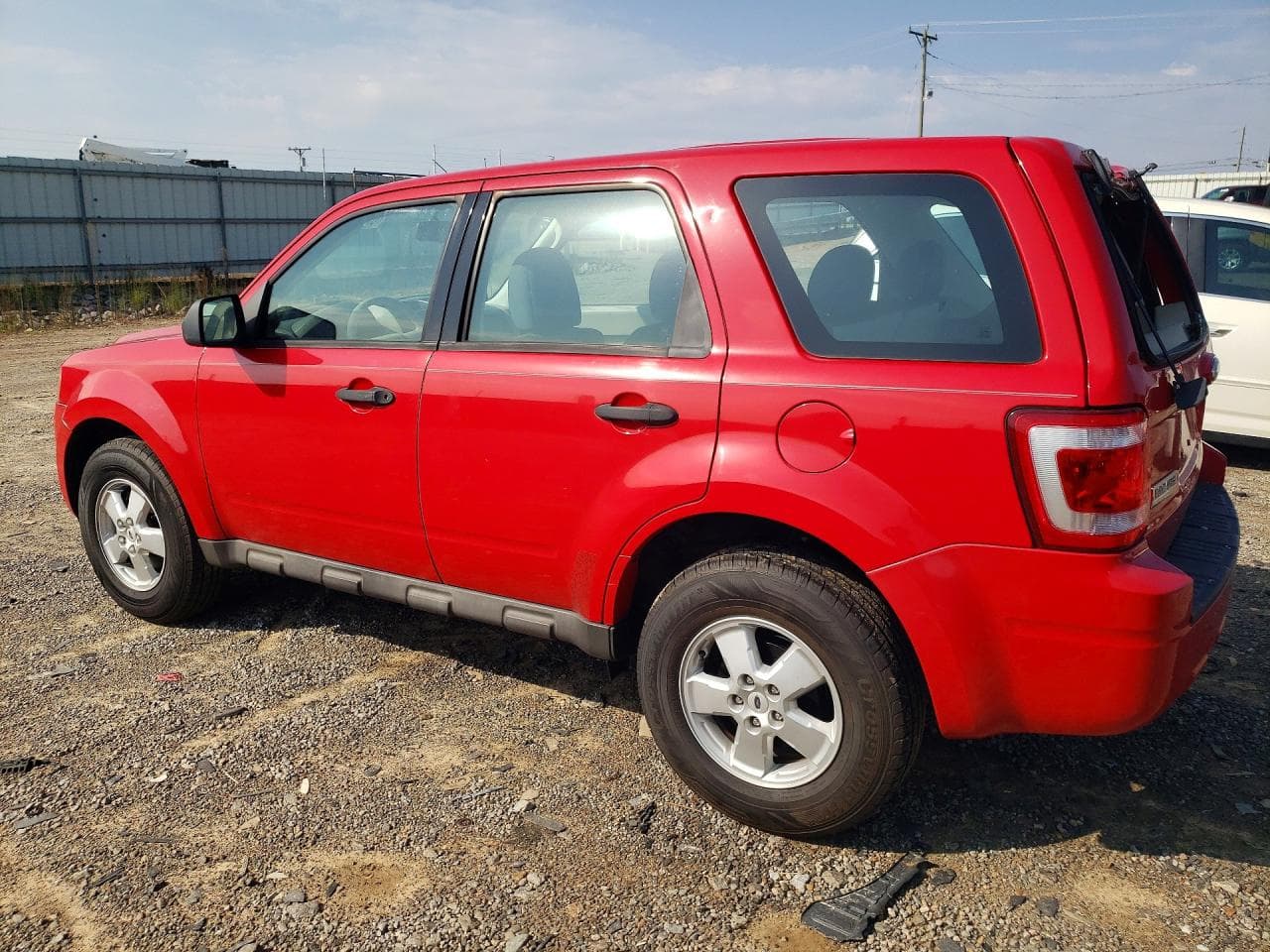 2009 Ford Escape Xls - foto 2